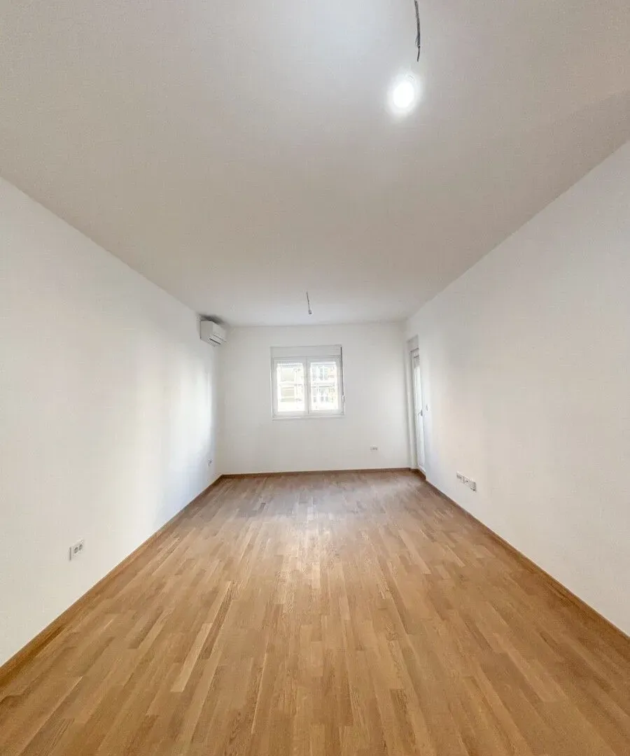 Prodaja, jednosoban stan, 46m², Stari Aerodrom, Podgorica