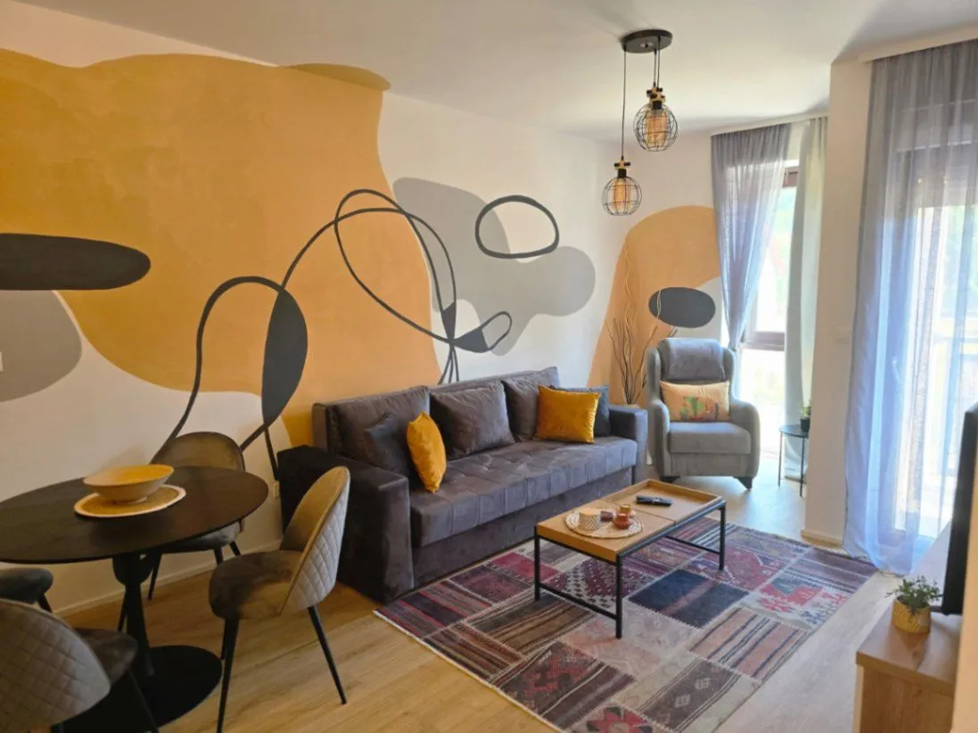 Izdavanje, jednosoban stan, 42m², Centar, Kolašin