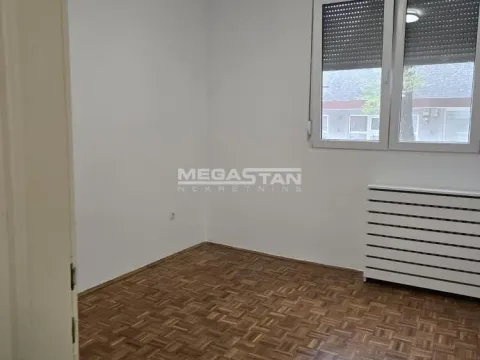 Rent, two bedroom apartment, 60m², Retenzija, Beograd - image 3