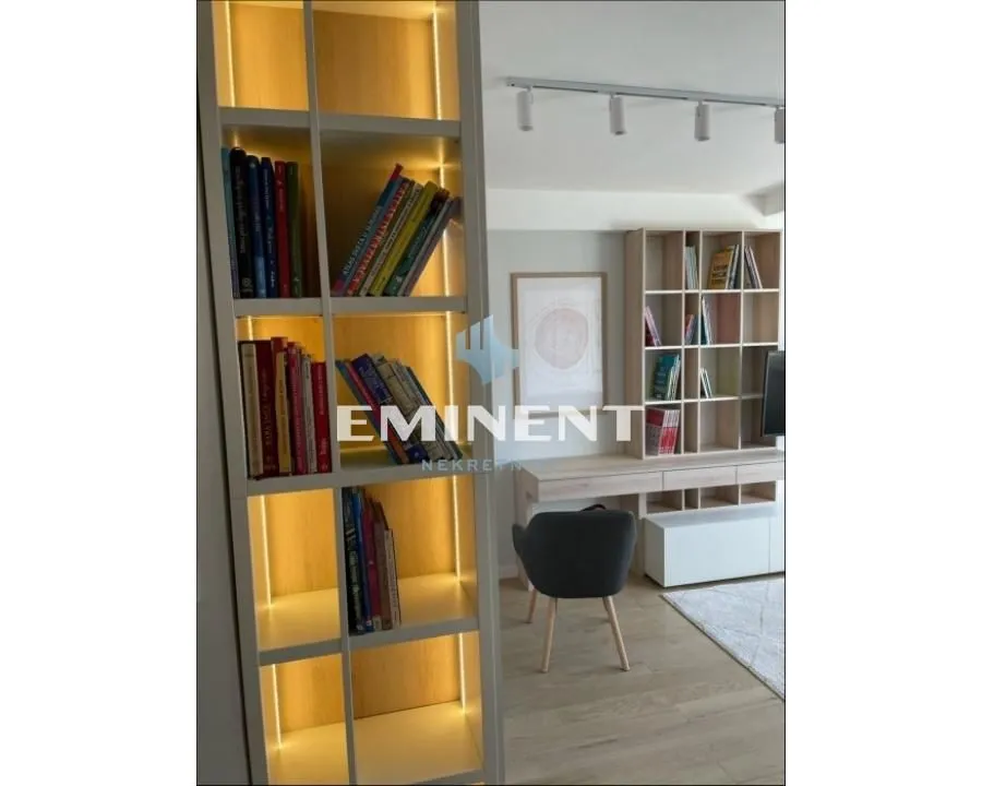 Izdavanje, stan, 34m², Stari Merkator, Novi Beograd Sve Podlokacije