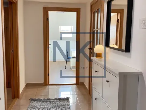 Izdavanje, dvosoban stan, 75m², Centar, Podgorica - image 12