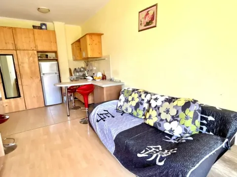 Sale, one bedroom apartment, 40m², Sutomore, Bar - image 9