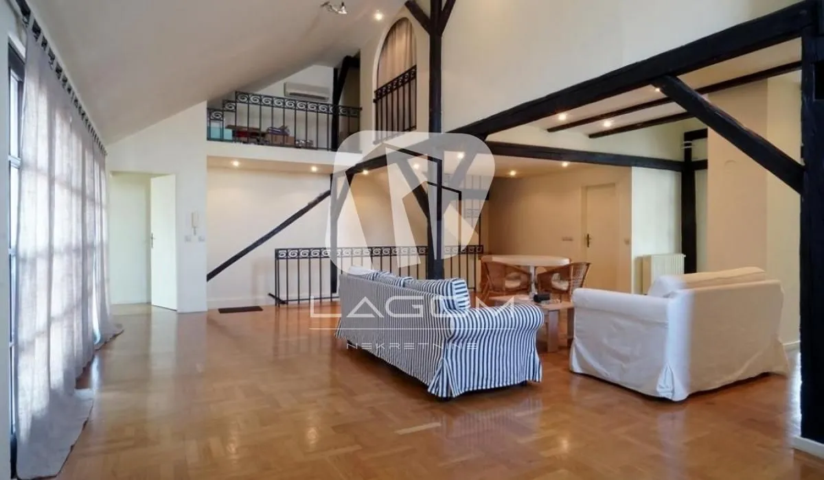 Prodaja, kuća, 418m², Zemun Centar, Zemun Sve Podlokacije