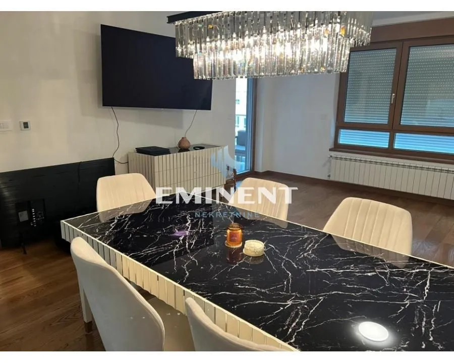 Izdavanje, dvosoban stan, 58m², Novi Beograd Blok 65, Novi Beograd Sve Podlokacije