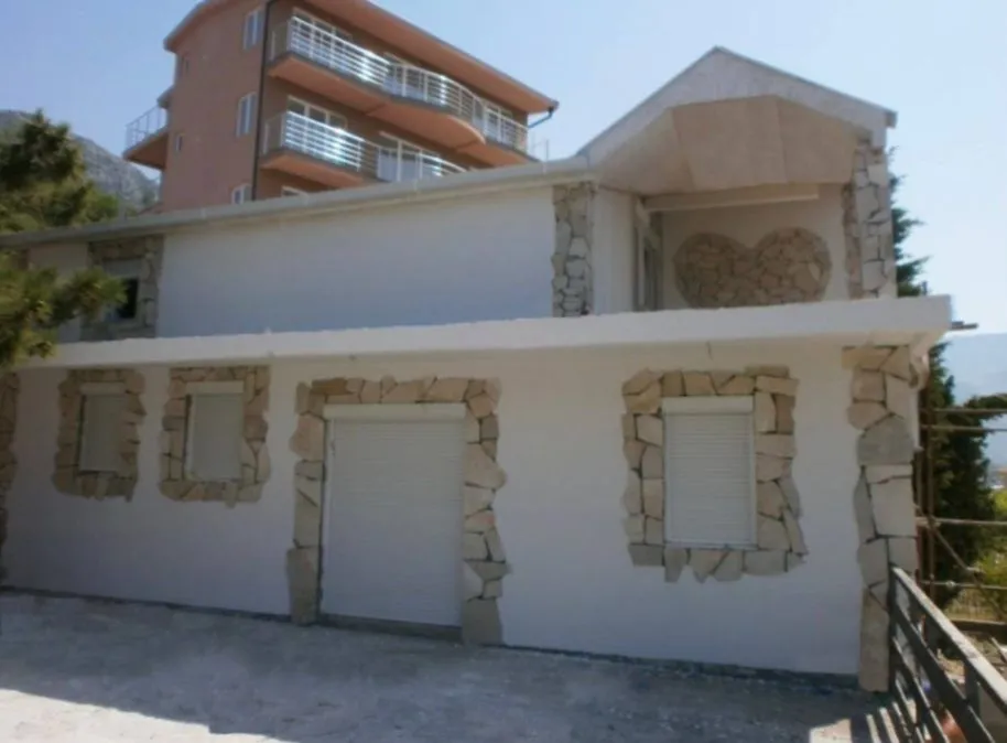 Prodaja, kuća, 170m², Zeleni Pojas, Bar