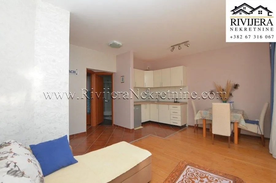 Prodaja, jednosoban stan, 43m², Centar, Herceg Novi