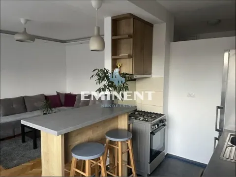 Izdavanje, dvosoban stan, 50m², Uciteljsko Naselje, Zvezdara Sve Podlokacije - image 4