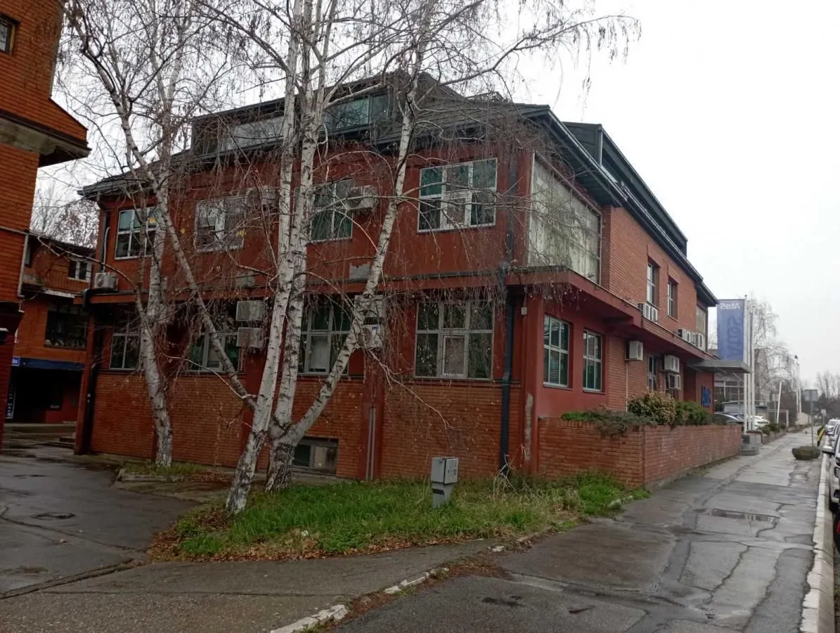 Rent, office space, 1600m², Bezanijska Kosa 1, Bežanijska Kosa Sve Podlokacije