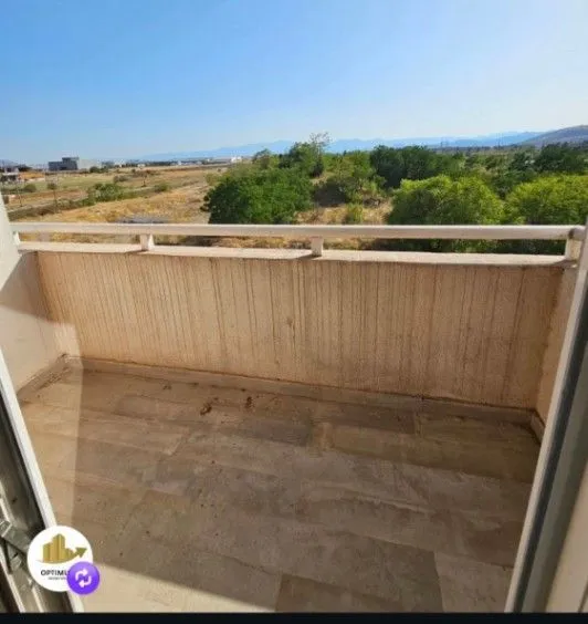 Izdavanje, jednosoban stan, 42m², Tuški Put, Podgorica