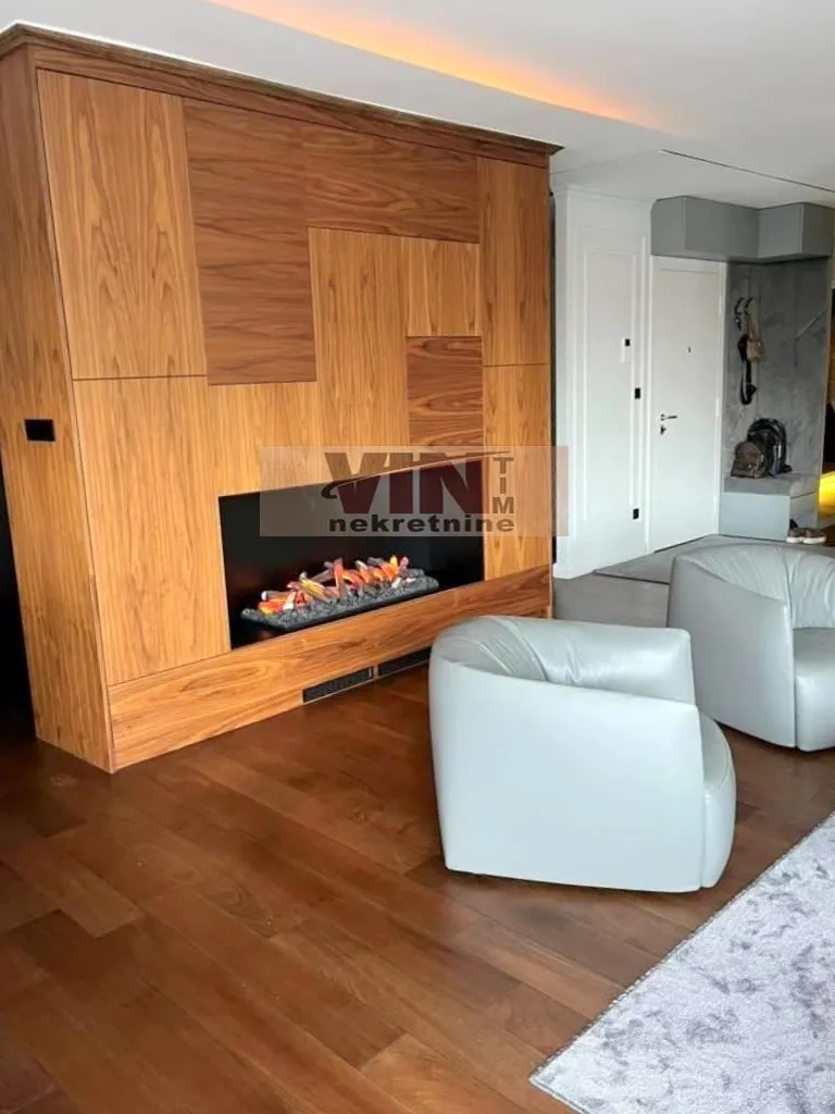 Sale, four bedroom apartment, 148m², Stari Grad, Beograd