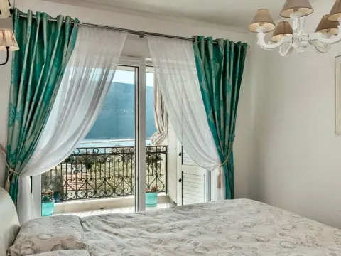 Izdavanje, dvosoban stan, 90m², Kumbor, Herceg Novi - image 5