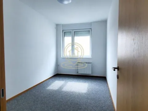 Rent, office space, 61m², Bulevar Evrope, Novi Sad Sve Podlokacije - image 11