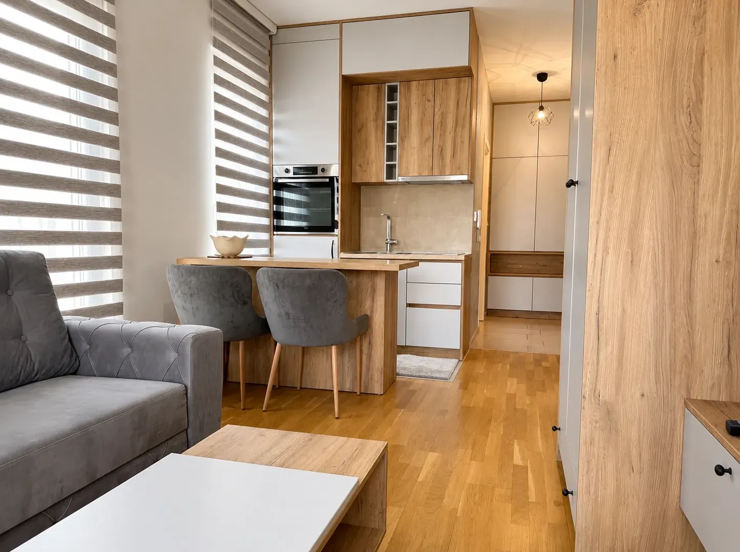 Izdavanje, garsonjera, 27m², Stari Aerodrom, Podgorica