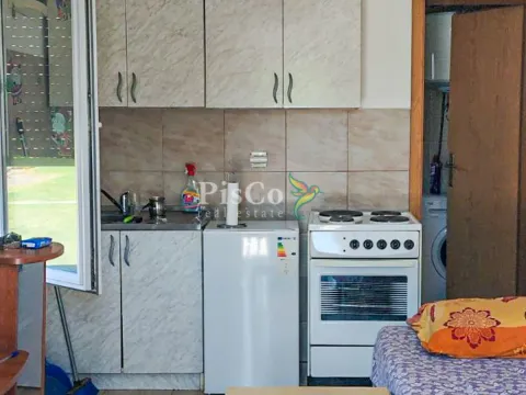 Izdavanje, jednosoban stan, 25m², Tološi, Podgorica - image 2