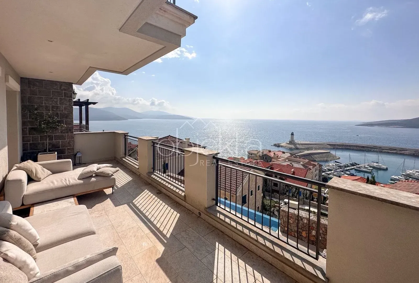 Prodaja, stan, 114m², Tivat, Crna Gora
