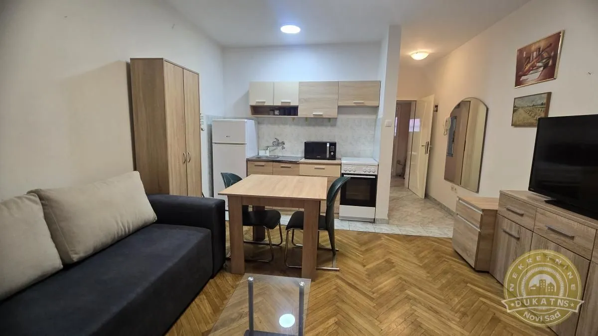 Prodaja, četvorosoban stan, 98m², Grbavica, Novi Sad Sve Podlokacije