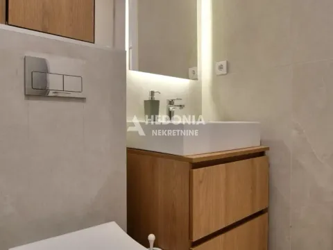 Prodaja, trosoban stan, 99m², Južni Bulevar, Vračar Sve Podlokacije - image 14