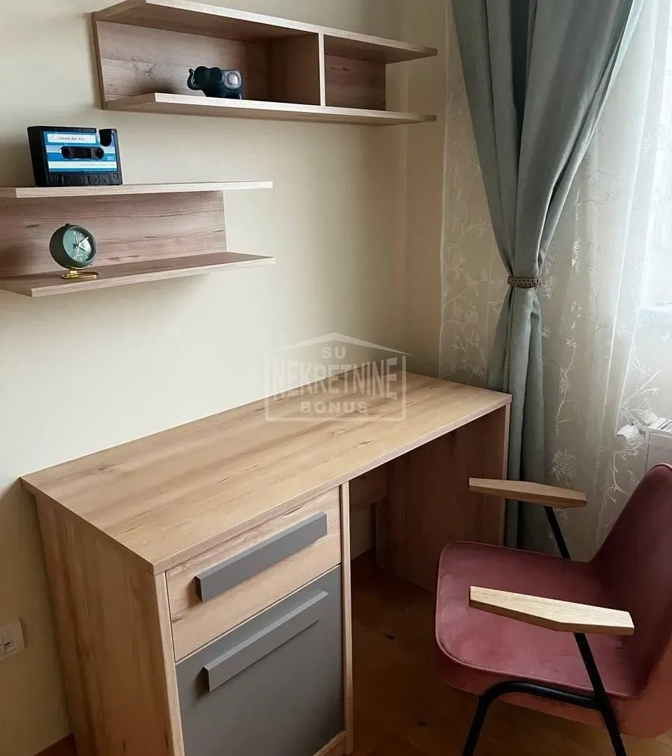 Prodaja, trosoban stan, 63m², Centar, Subotica
