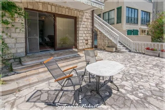 Prodaja, dvosoban stan, 140m², Savina, Herceg Novi