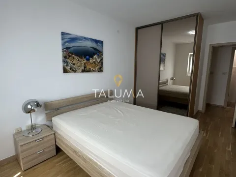 Rent, two bedroom apartment, 71m², City Kvart, Podgorica - image 7
