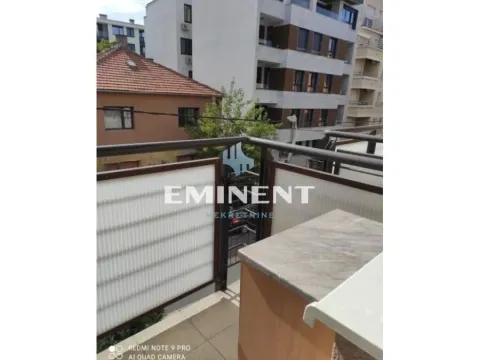 Izdavanje, trosoban stan, 80m², Lipov Lad, Zvezdara Sve Podlokacije - image 14