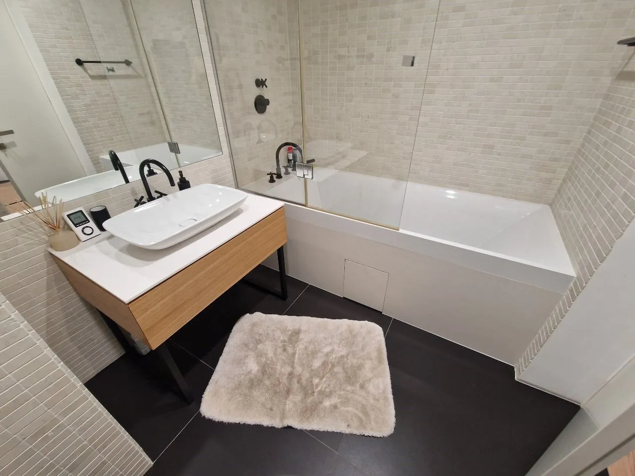 Rent, two bedroom apartment, 84m², Centar, Budva