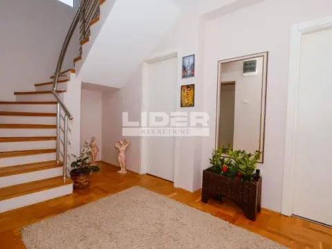 Prodaja, stan, 95m², Čukarica, Beograd - image 16