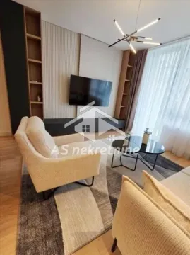 Izdavanje, trosoban stan, 86m², Savski Venac, Beograd - image 2