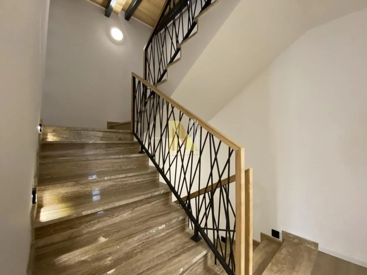 Rent, office space, 181m², Sremska Kamenica, Petrovaradin