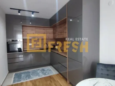 Izdavanje, dvosoban stan, 81m², Ljubović, Podgorica - image 5