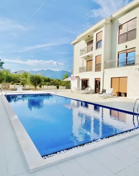 Rent, two bedroom apartment, 59m², Đuraševići, Tivat