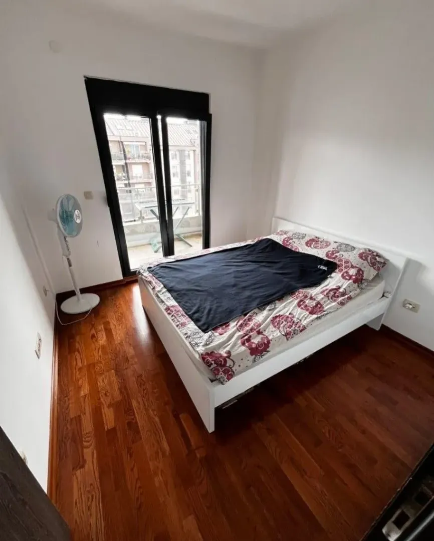 Izdavanje, jednosoban stan, 45m², Ljubović, Podgorica