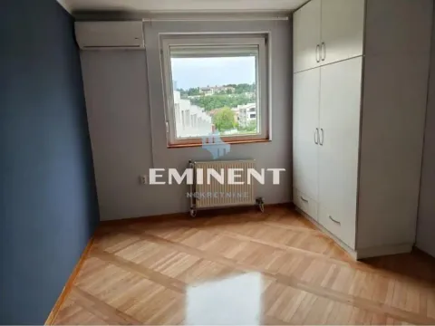 Rent, four bedroom apartment, 125m², Savski Venac, Beograd - image 8