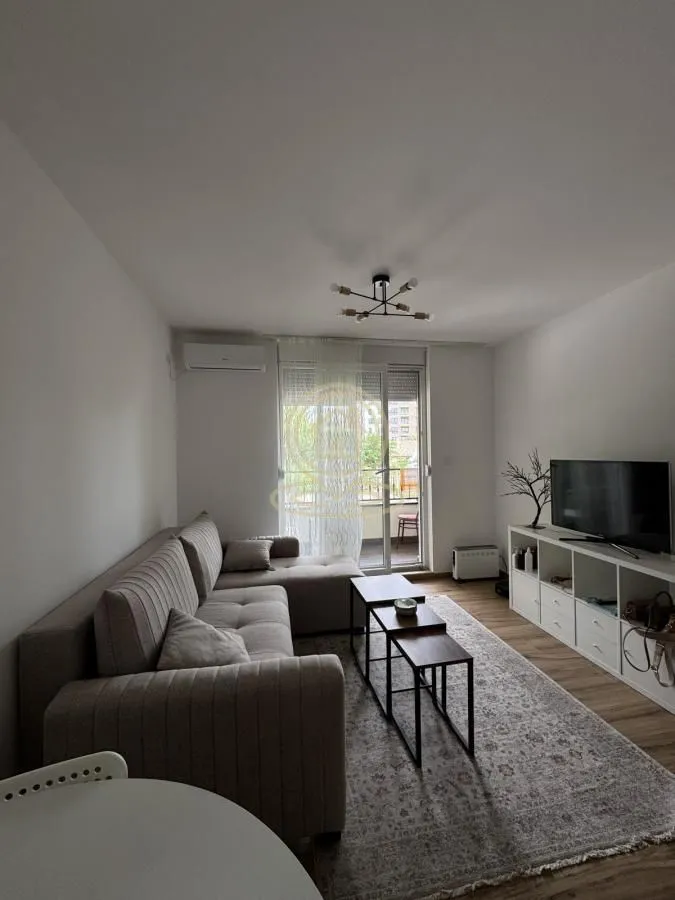 Izdavanje, dvosoban stan, 44m², Liman 4, Novi Sad Sve Podlokacije