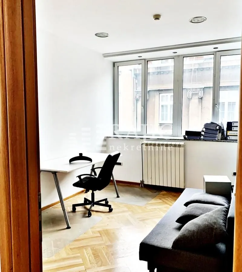 Rent, office space, 230m², Topličin venac, Beograd