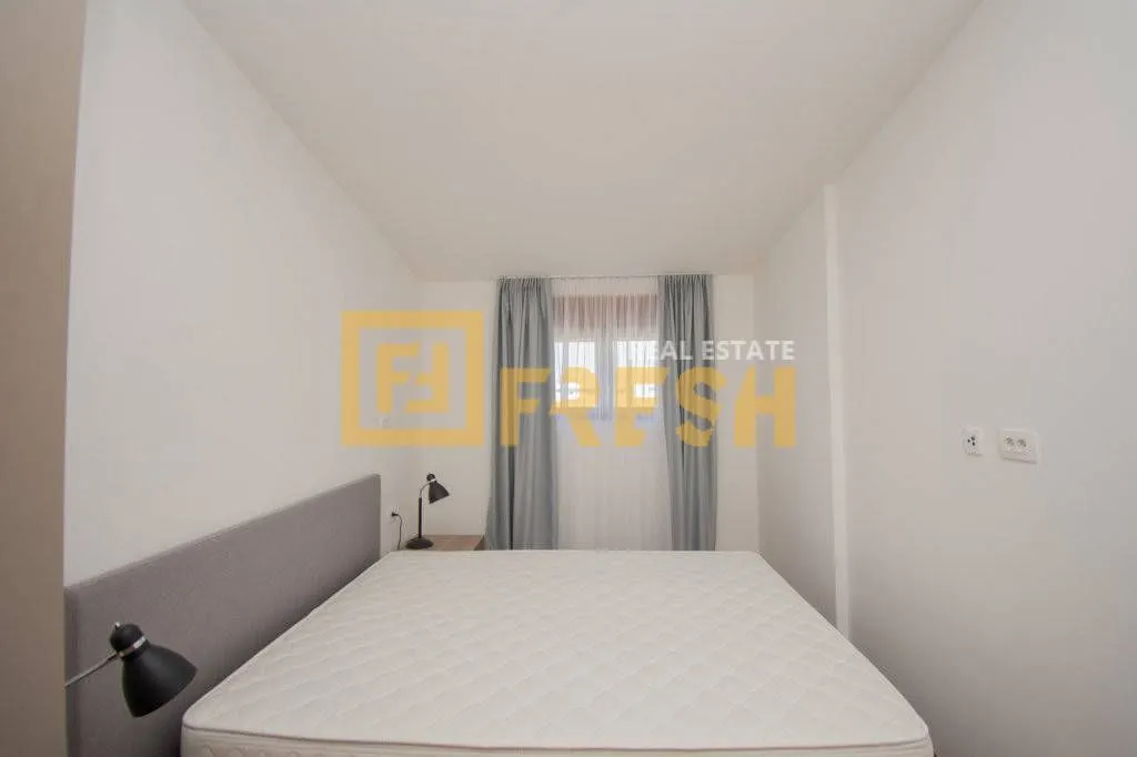 Izdavanje, dvosoban stan, 70m², Master Kvart, Podgorica