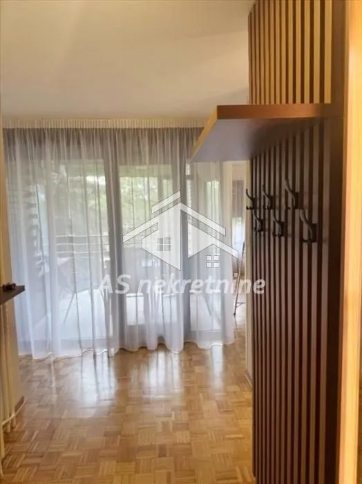 Rent, four bedroom apartment, 86m², Čukarica, Beograd