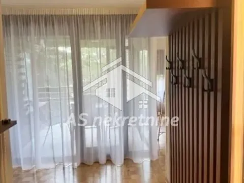 Izdavanje, četvorosoban stan, 86m², Čukarica, Beograd - image 13