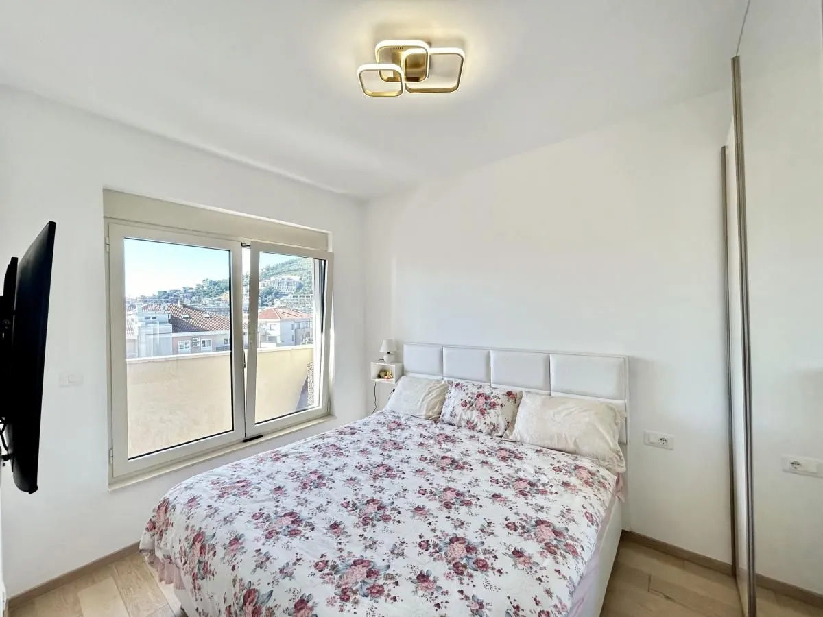 Sale, two bedroom apartment, 71m², Centar, Budva