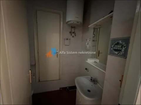 Izdavanje, poslovni prostor, 300m², Kalenić Pijaca, Vračar Sve Podlokacije - image 18