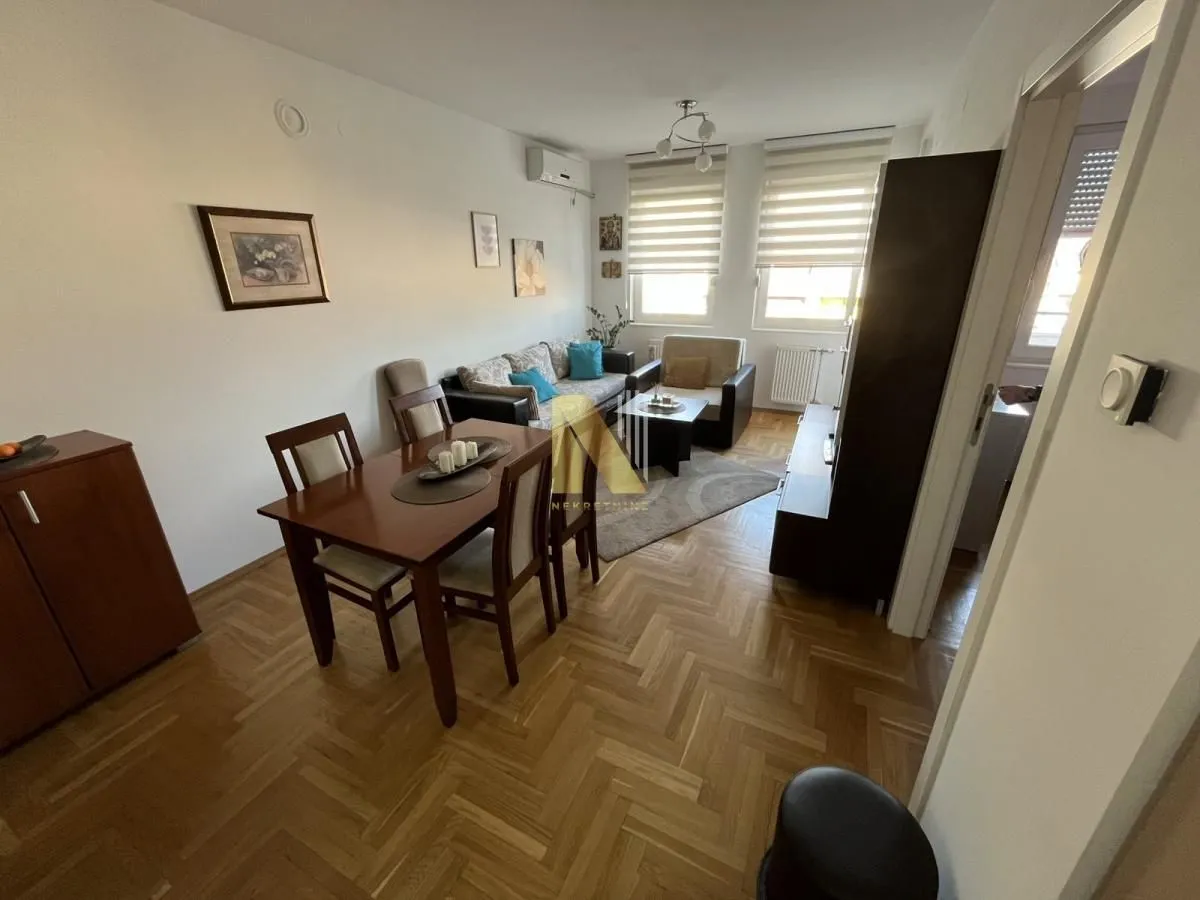 Prodaja, jednosoban stan, 36m², Banatić, Novi Sad Sve Podlokacije