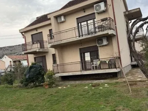 Rent, two bedroom apartment, 100m², Tološi, Podgorica - image 6