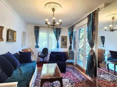 Izdavanje, trosoban stan, 60m², Vračar Centar, Vračar Sve Podlokacije - image 7