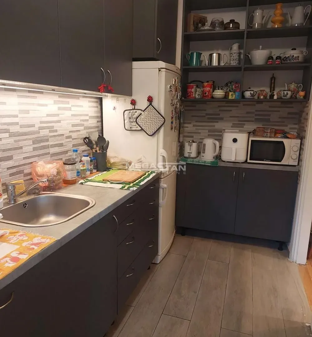 Prodaja, trosoban stan, 82m², Klinički Centar, Beograd