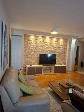 Rent, two bedroom apartment, 110m², Preko Morače, Podgorica - image 4