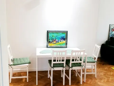 Rent, two bedroom apartment, 52m², Stari Grad, Beograd - image 2