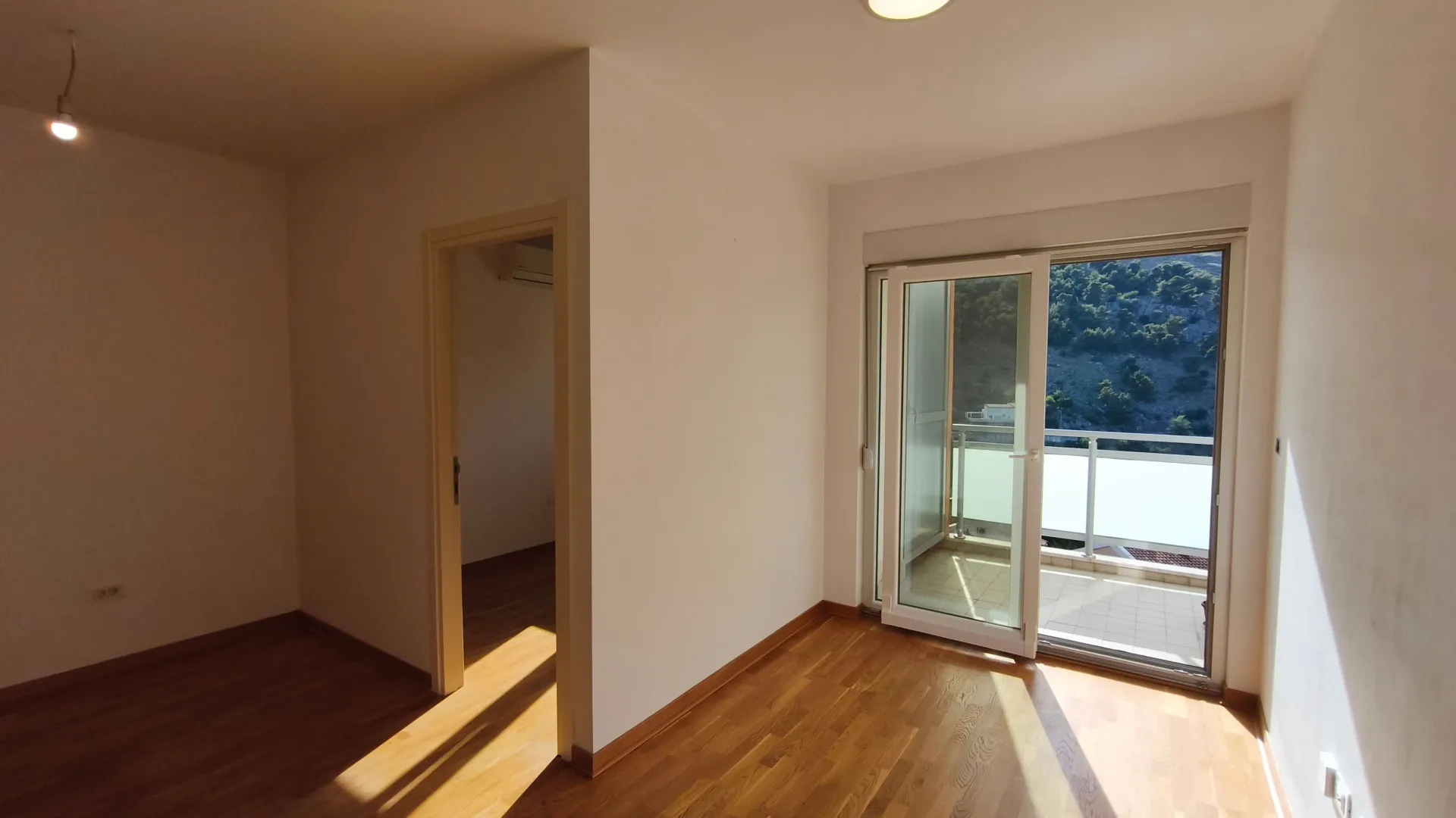 Rent, one bedroom apartment, 35m², City Kej, Podgorica