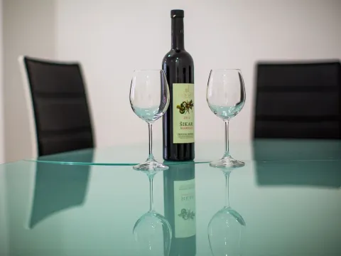 Izdavanje, dvosoban stan, 77m², Centar, Budva - image 15