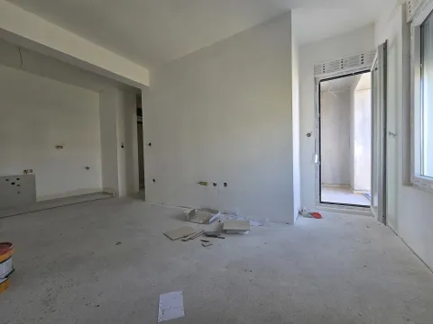 Prodaja, stan, 37m², Zabjelo, Podgorica - image 2