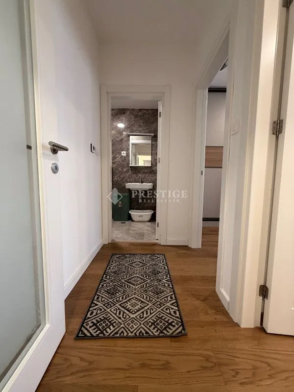 Izdavanje, dvosoban stan, 69m², Tološka šuma, Podgorica